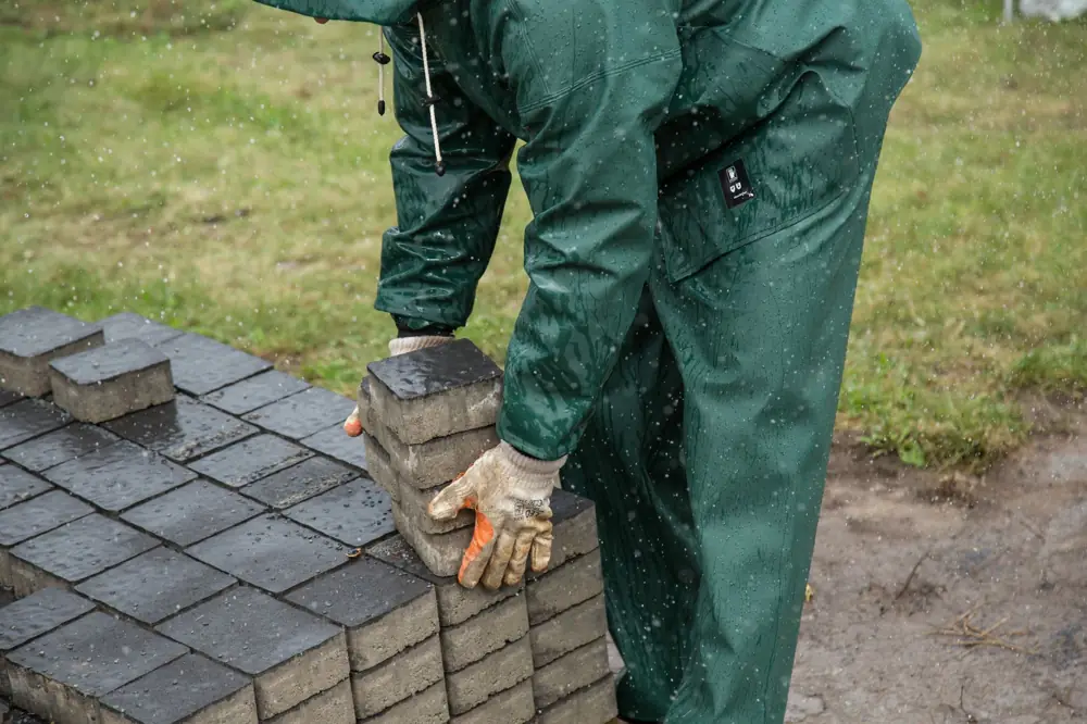 paver vs concrete patio phoenix